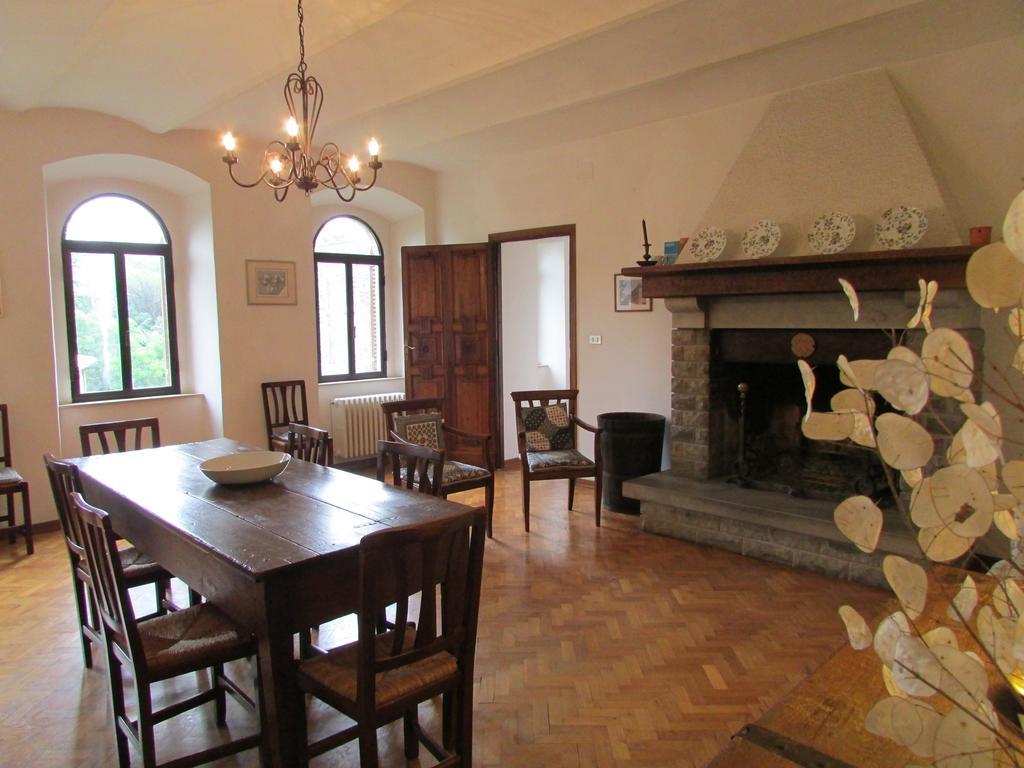 Agriturismo Dea Valfabbrica Esterno foto
