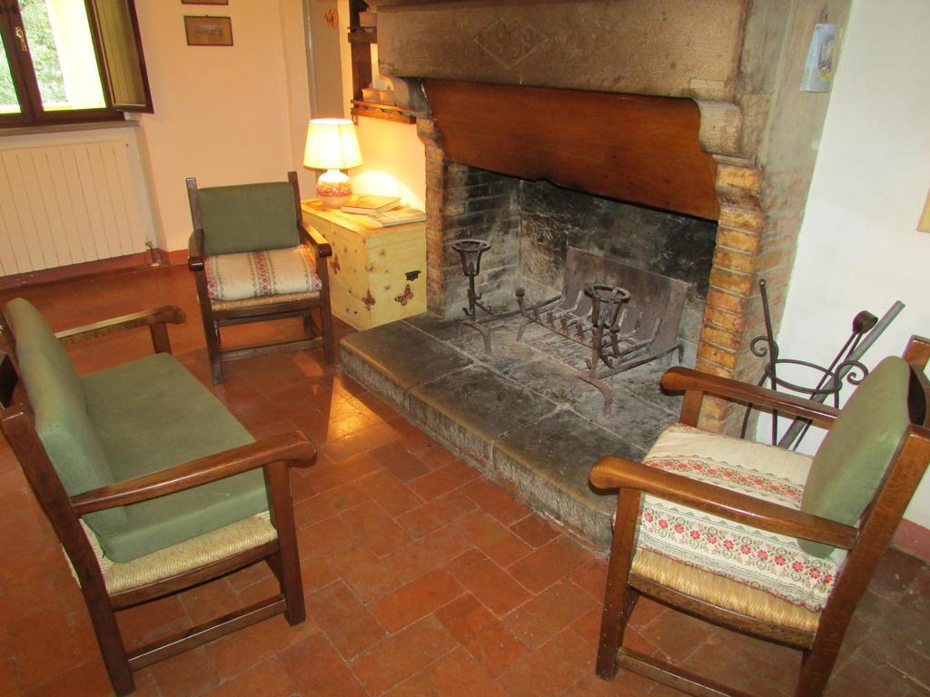 Agriturismo Dea Valfabbrica Esterno foto