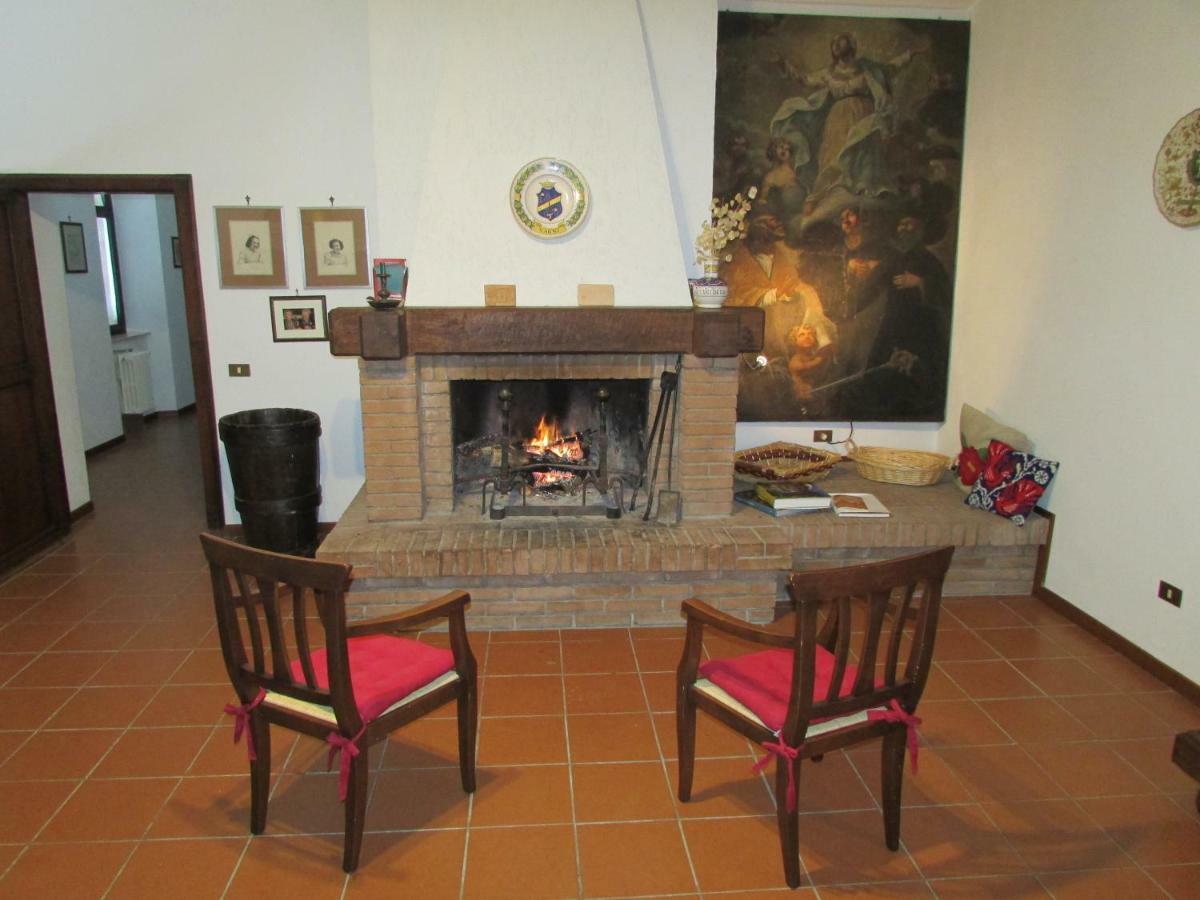 Agriturismo Dea Valfabbrica Esterno foto